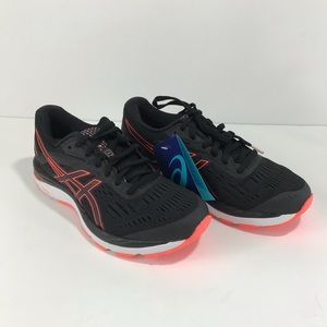 Woman’s ASICS Gel Cumulus 20 Size 9.5 NWTRunning